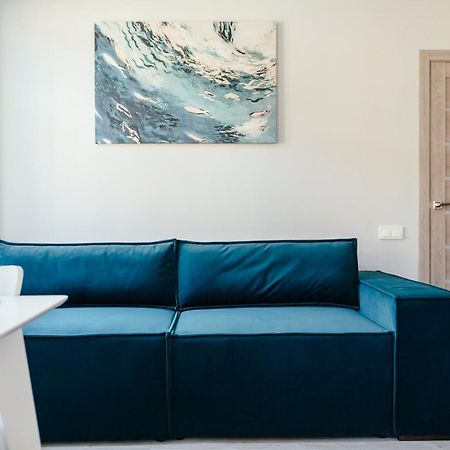 Lara Apartament 2 Lägenhet Lviv Exteriör bild