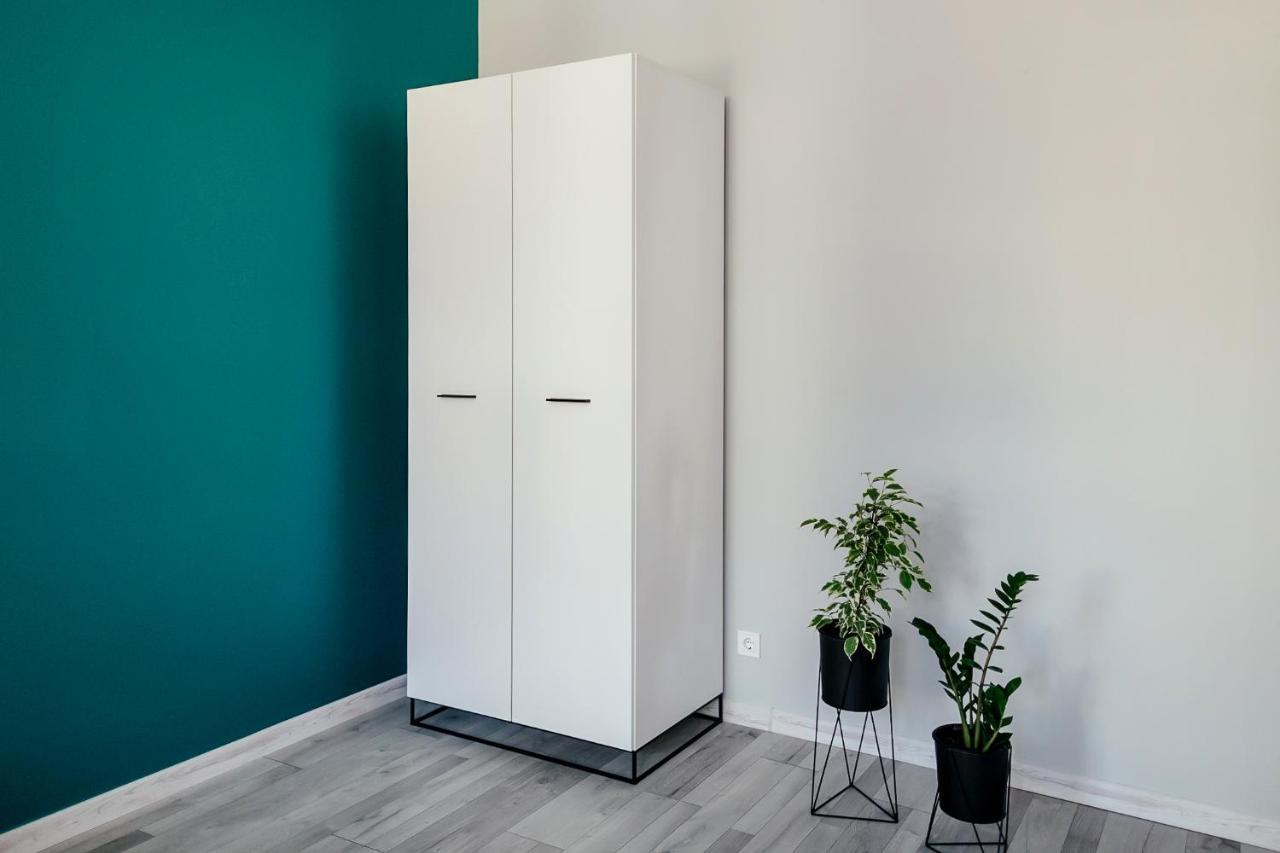 Lara Apartament 2 Lägenhet Lviv Exteriör bild